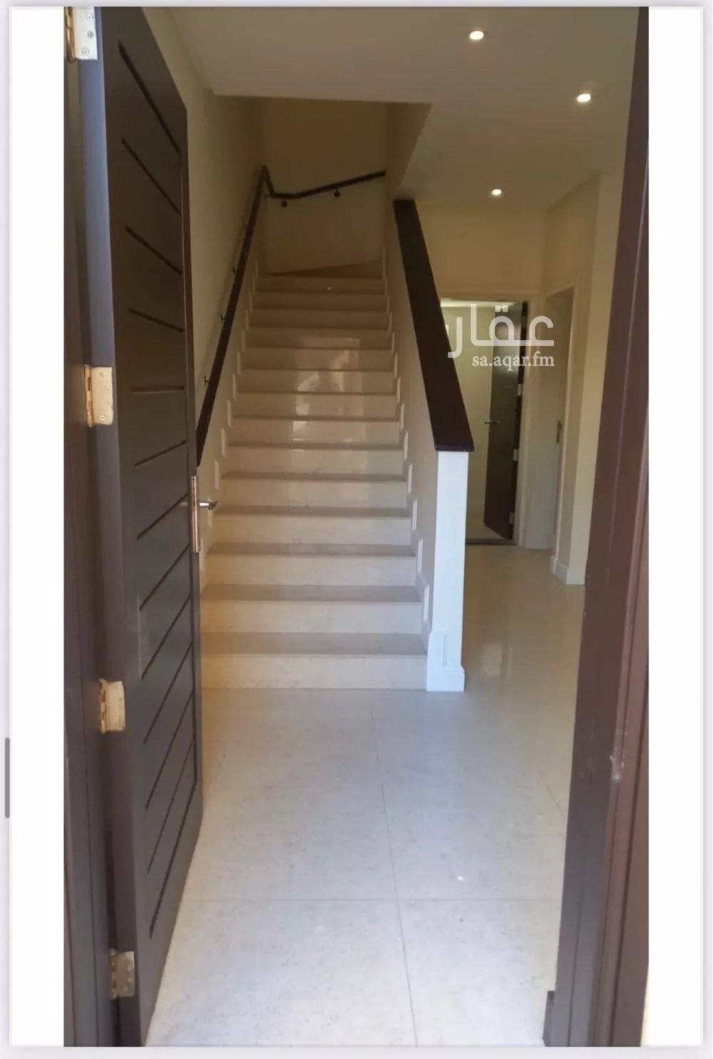 فيلا 4 غرف في الياسمين 5