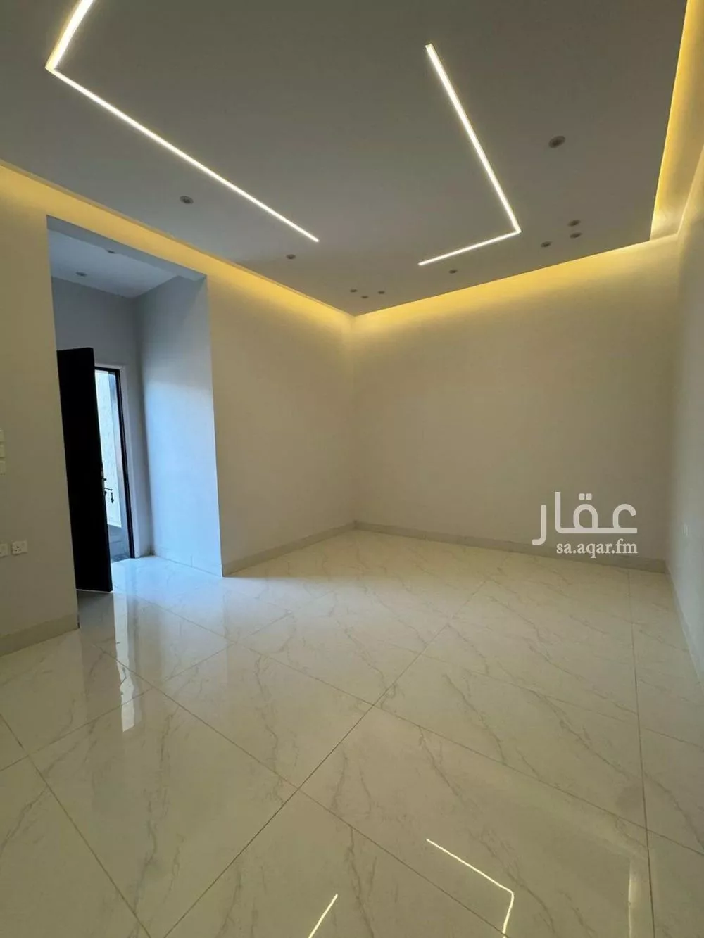 شقة 3 غرف في الرمال 4