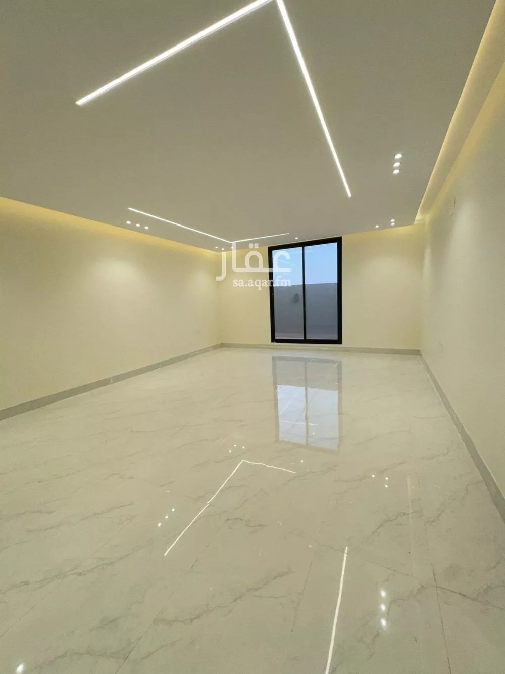 شقة 3 غرف في الرمال 4