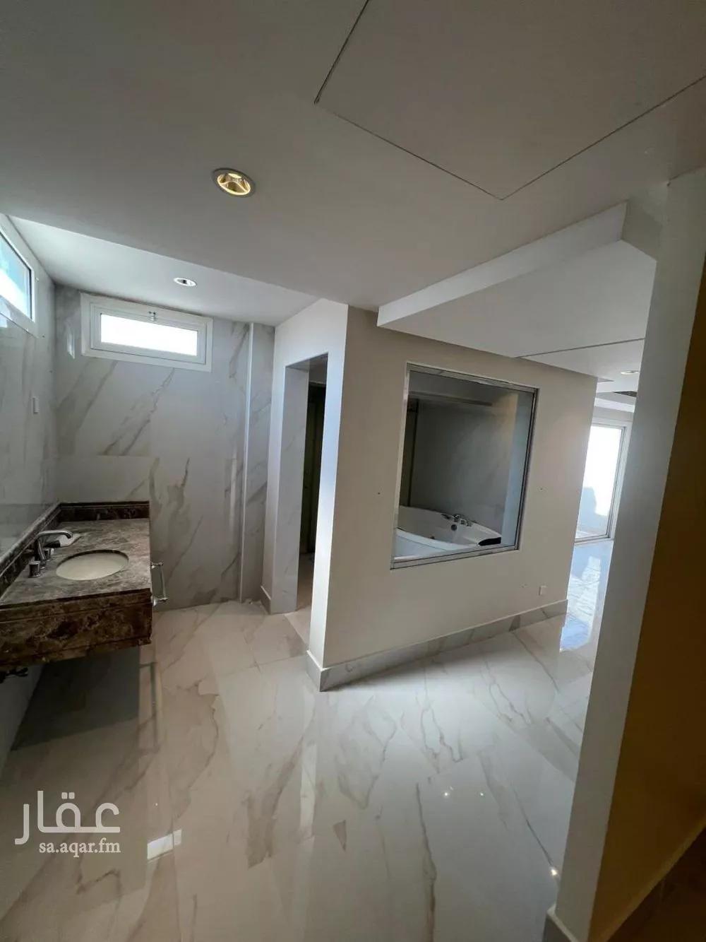 فيلا 8 غرف في الياسمين 3