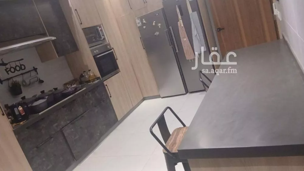 فيلا 8 غرف في العارض 5