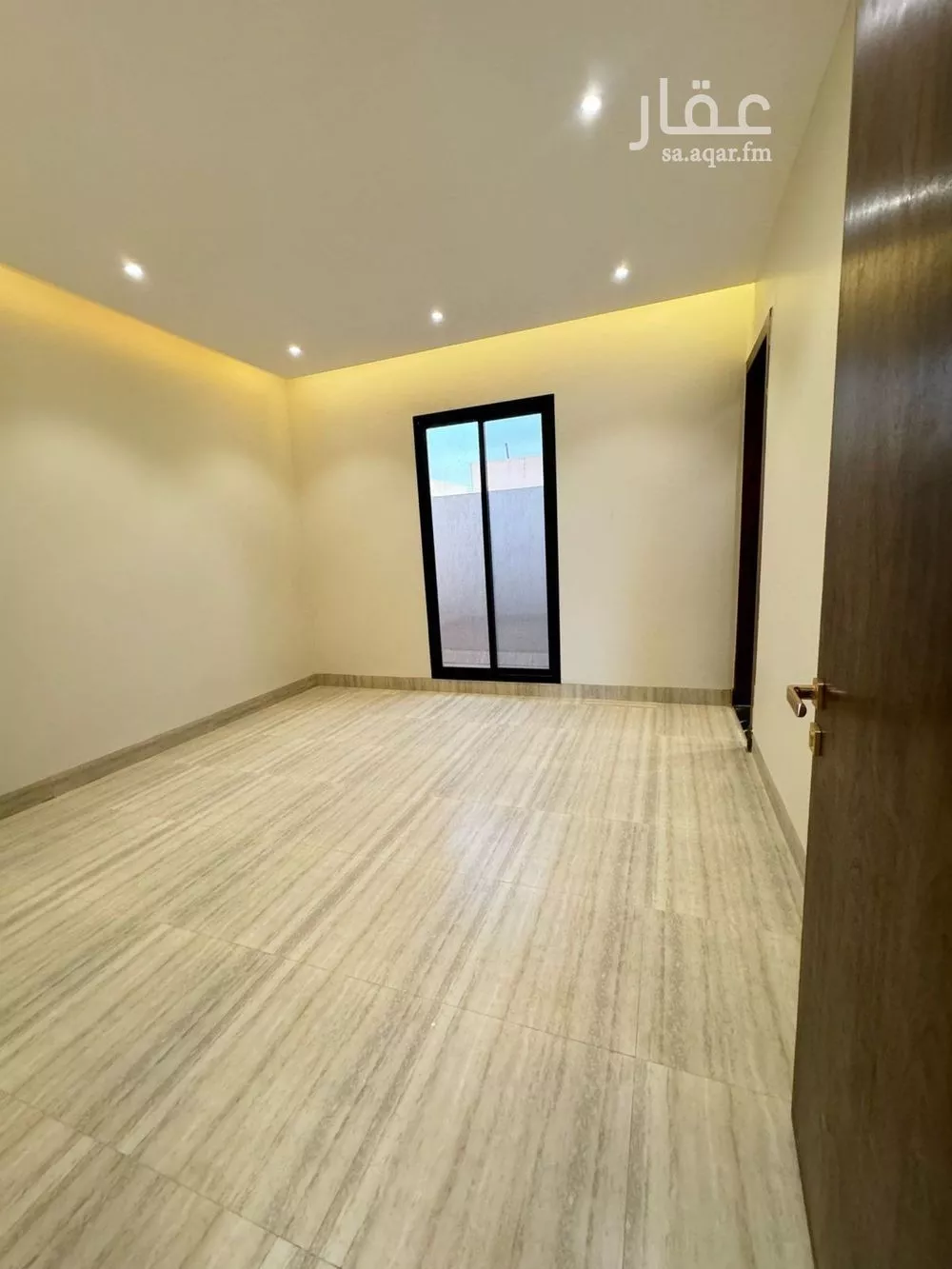 فيلا 5 غرف في الرمال 4