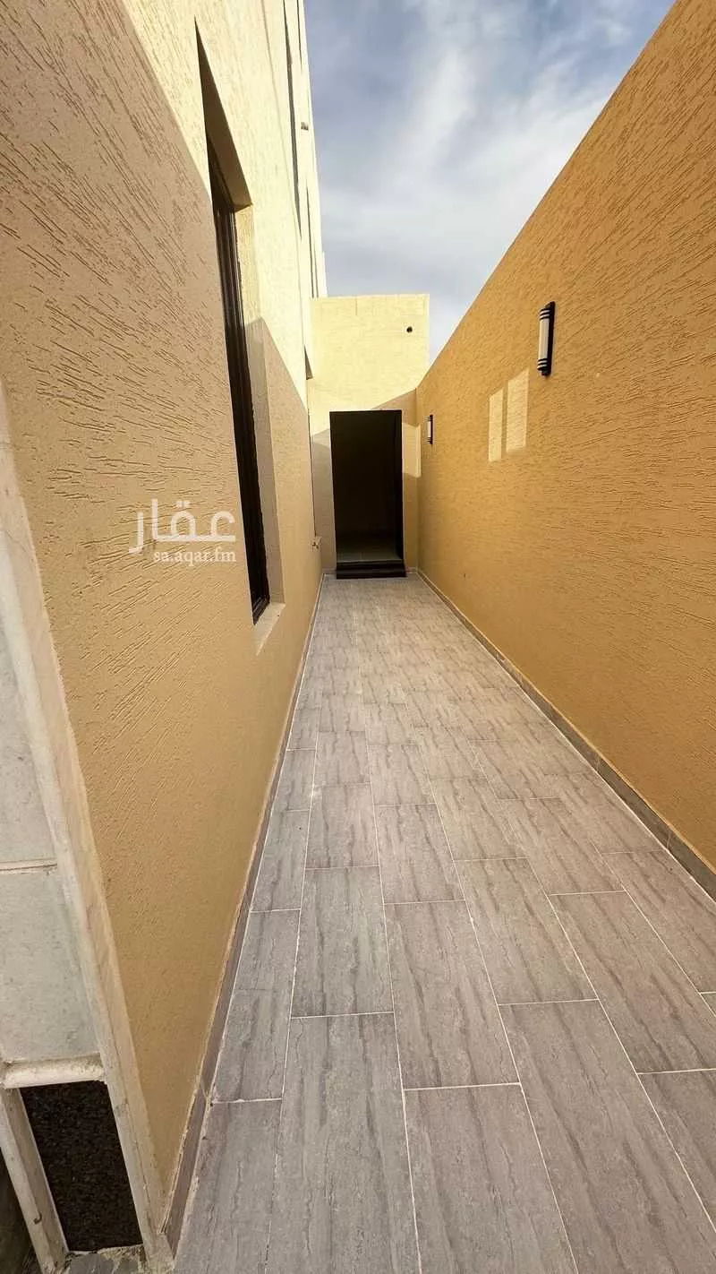 دور 4 غرف في السعادة 3