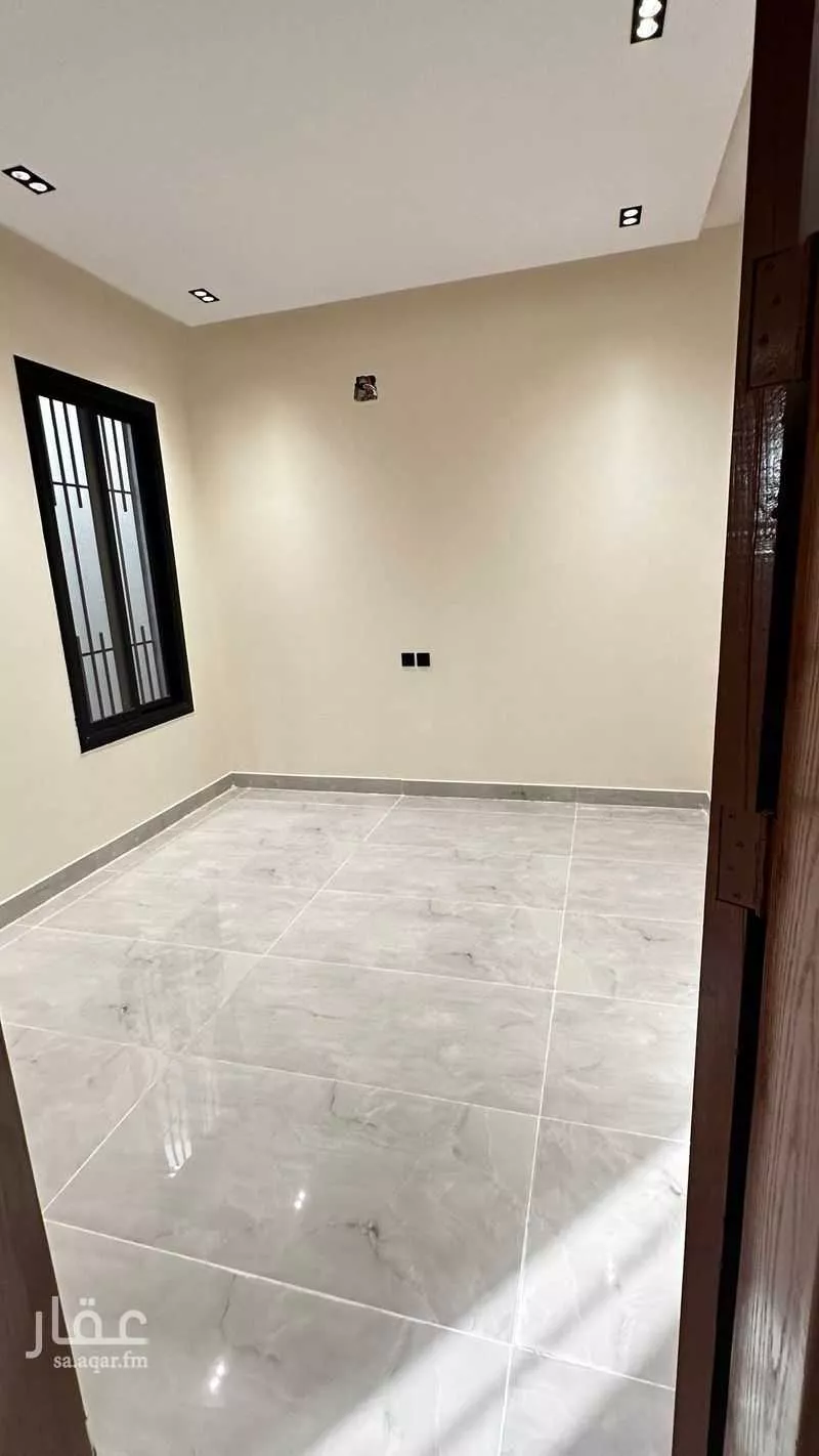 دور 4 غرف في السعادة 4