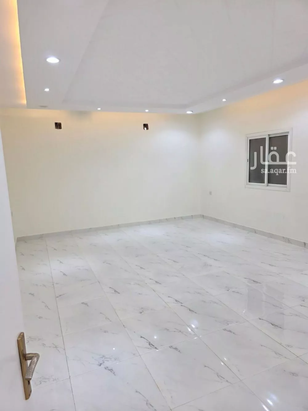 3 bedroom floor in Al Qairawan 1