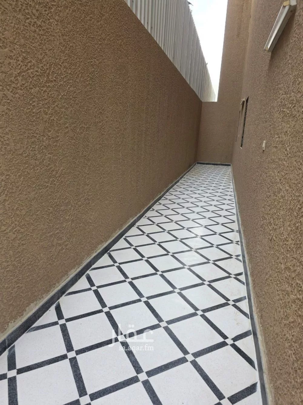 3 bedroom floor in Al Qairawan 3