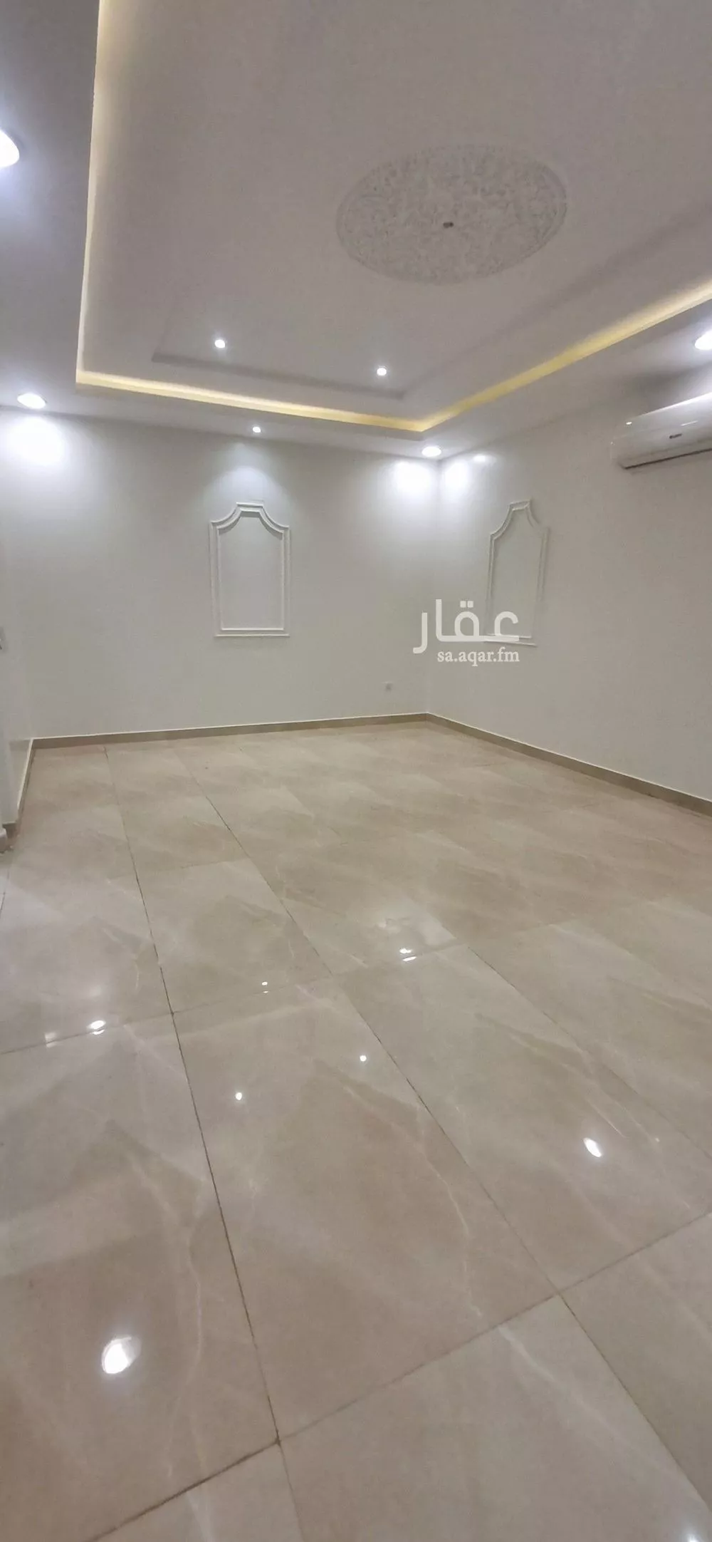 5 bedroom villa in Al Yasmin 1