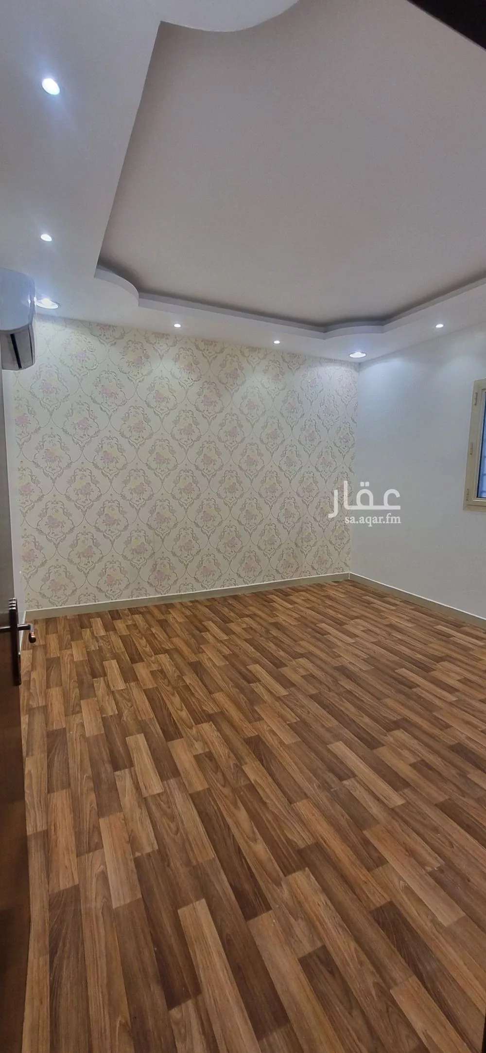 5 bedroom villa in Al Yasmin 5