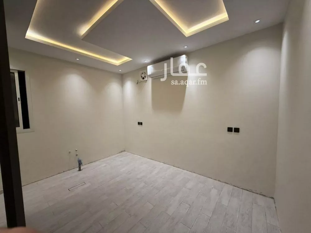 دور 3 غرف في العارض 3