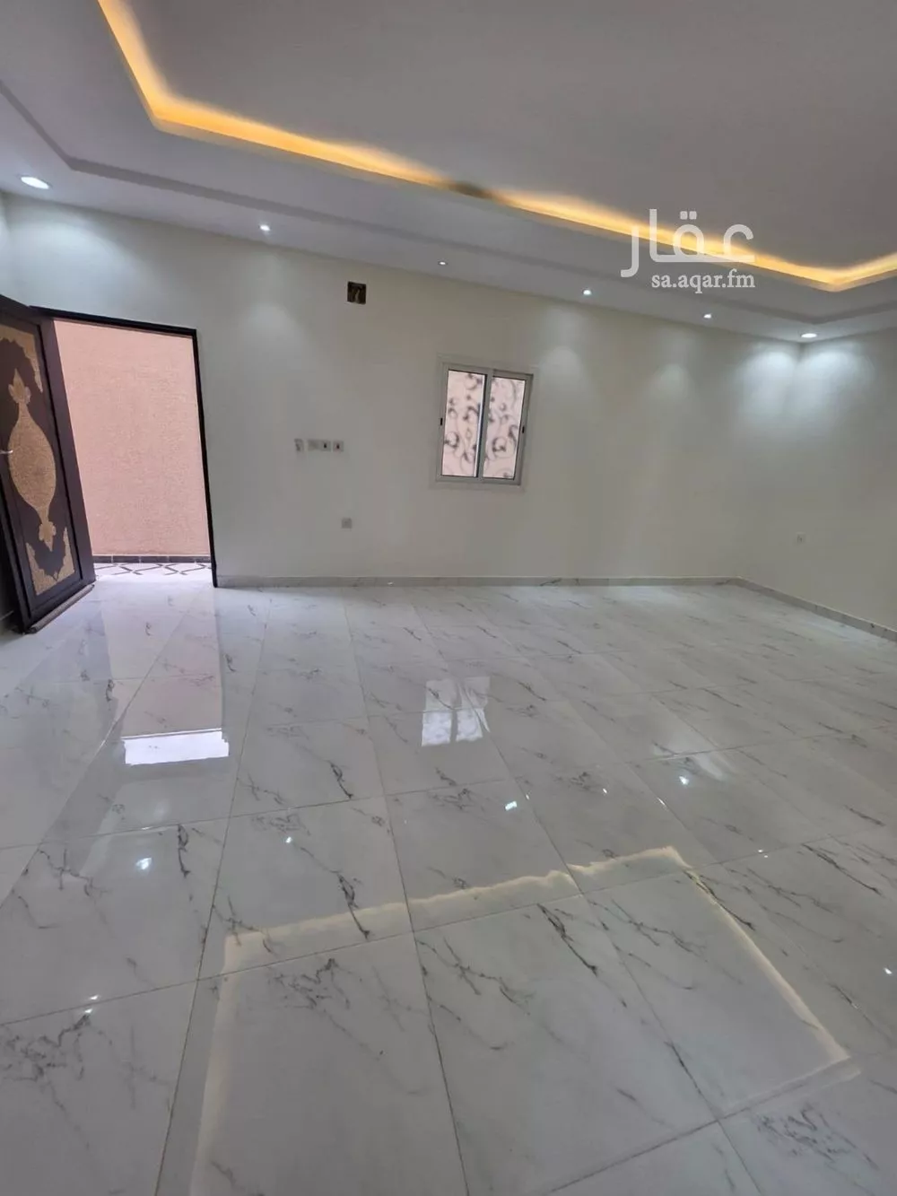 3 bedroom floor in Al Qairawan 2