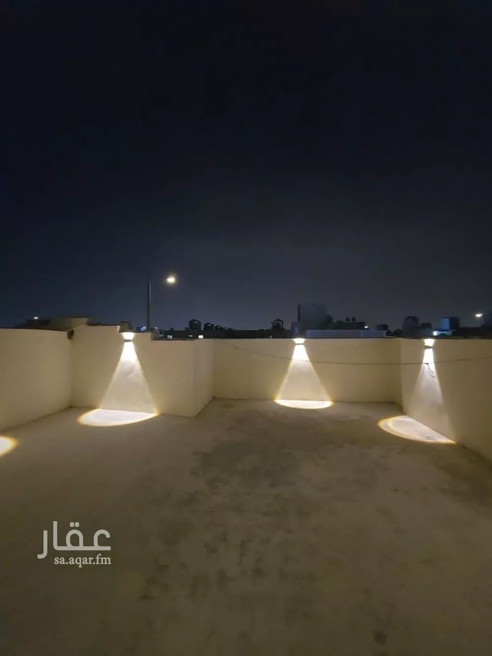 5 bedroom floor in Al Janadriyah 2