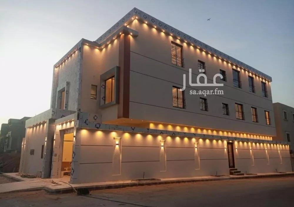 فيلا 6 غرف في الرمال