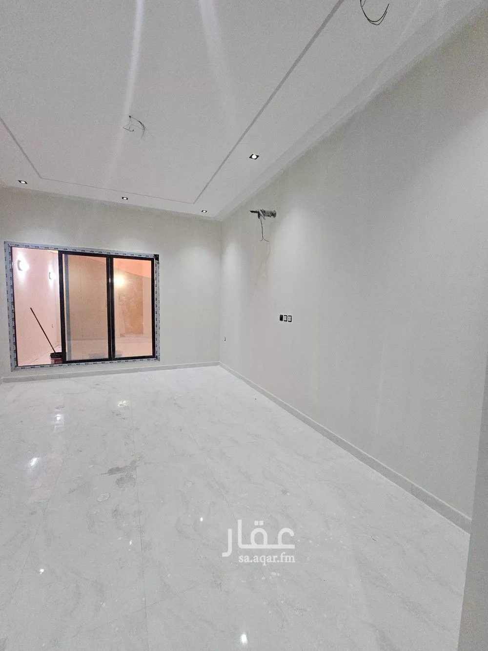 شقة 4 غرف في النزهة 3