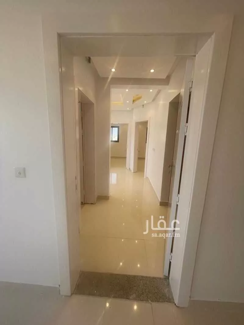 عمارة 562 م² في طويق 4