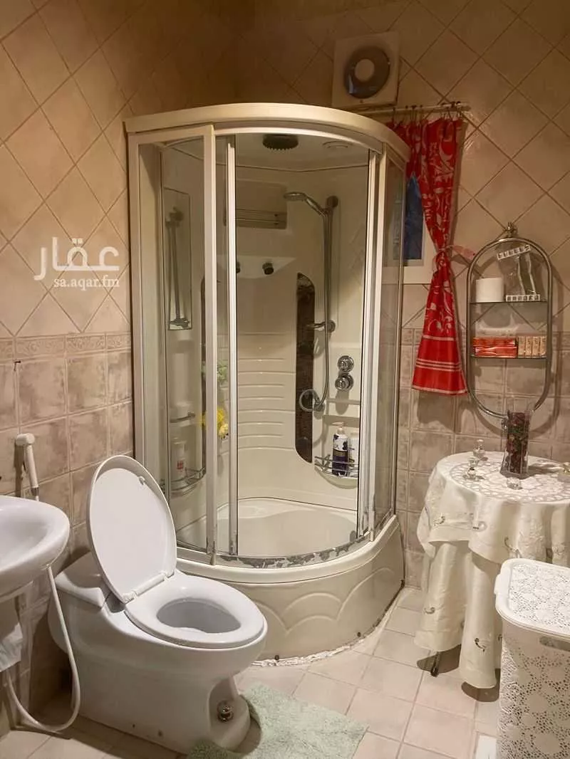 6 bedroom villa in Al Basateen 2