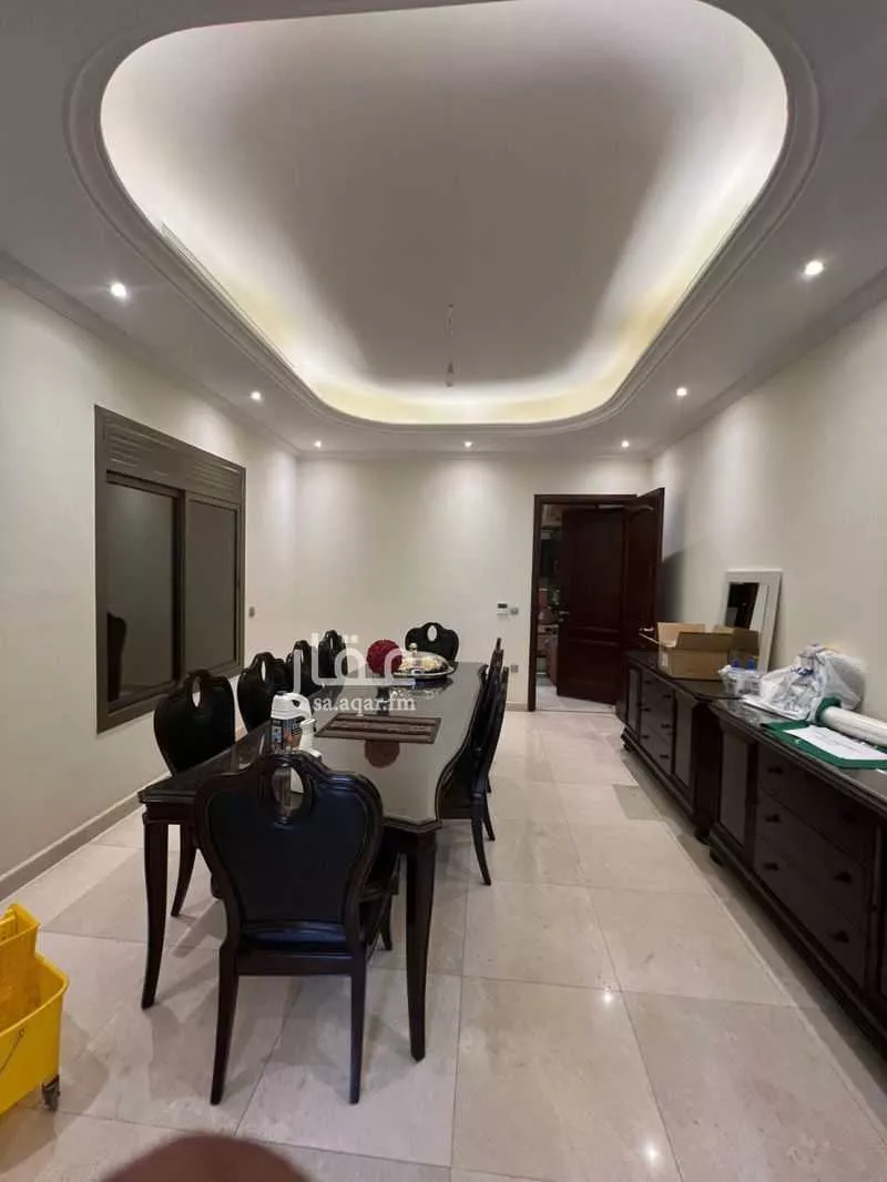 فيلا 6 غرف في النعيم 4