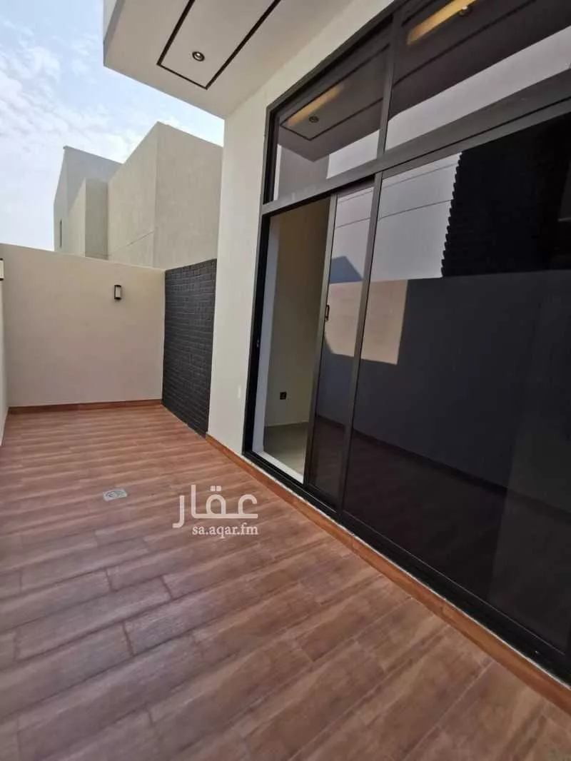 فيلا 6 غرف في البساتين 3