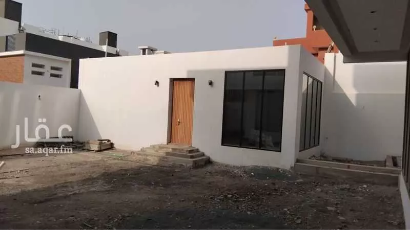 فيلا 5 غرف في الزمرد 2