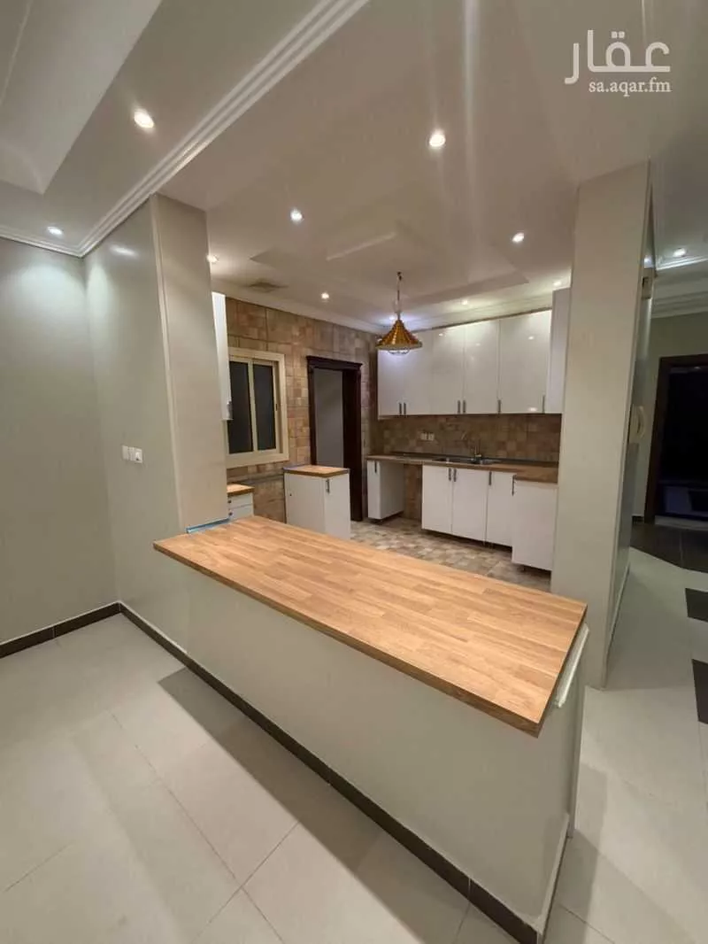 4 bedroom apartment in Al Ruwais 2