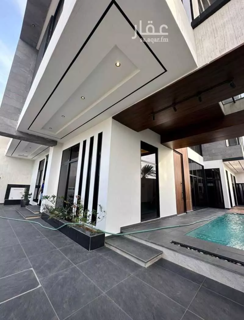 فيلا 6 غرف في البساتين 1