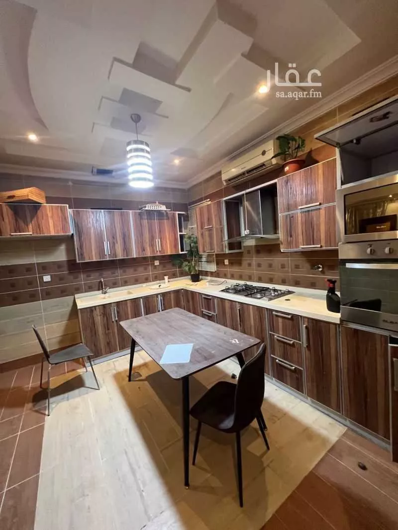 شقة 5 غرف في الحمراء 5