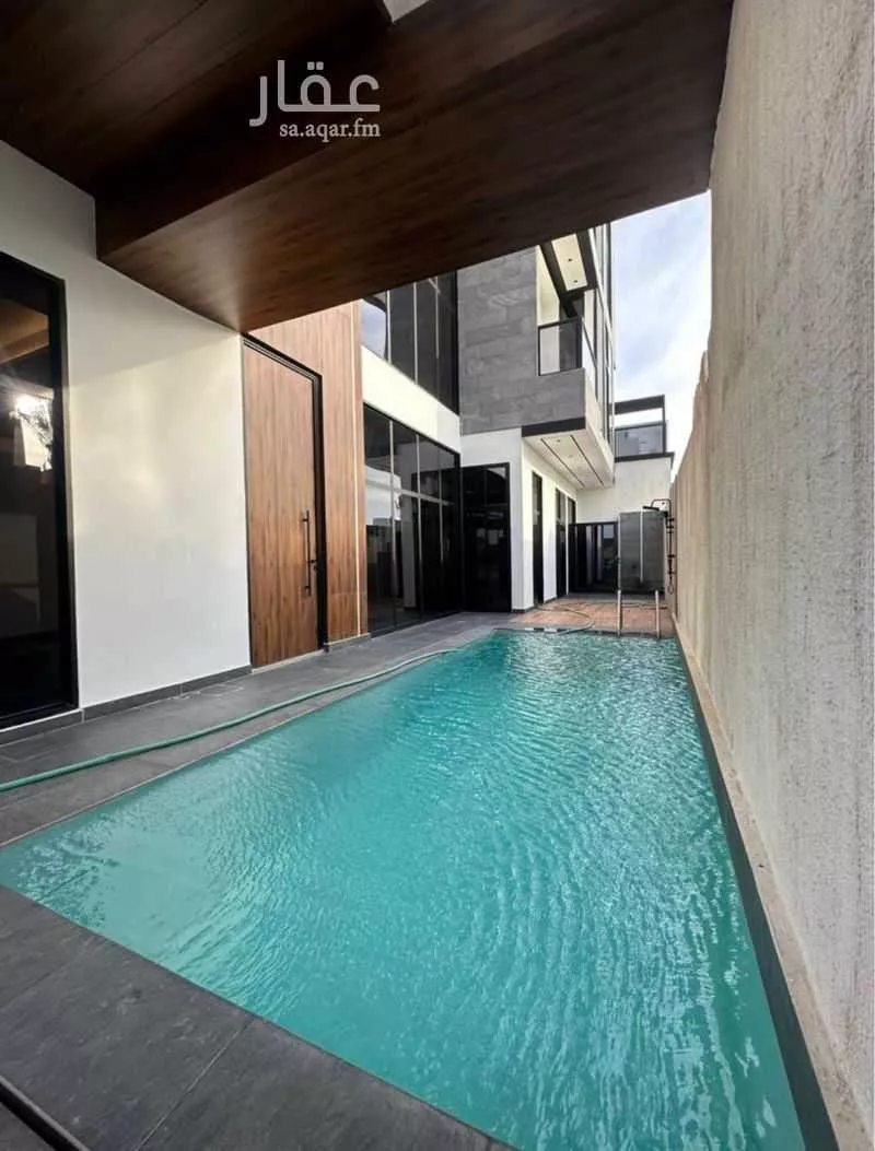 فيلا 6 غرف في البساتين 4