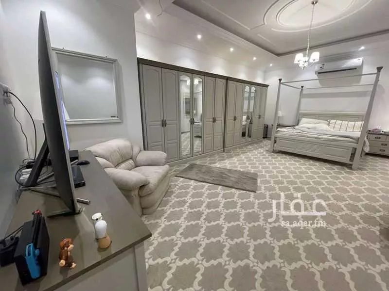 فيلا 8 غرف في الشراع 1