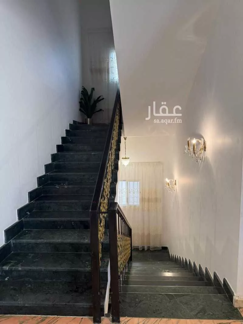 شقة 6 غرف في النهضة 3