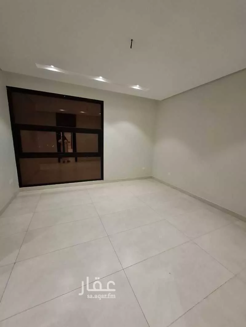 فيلا 5 غرف في الياقوت 4