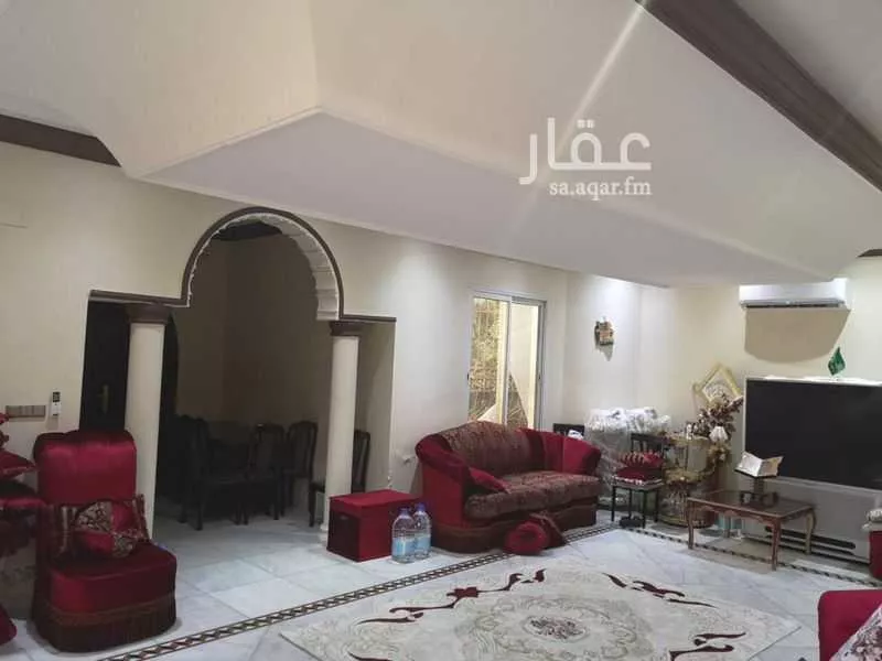 فيلا 8 غرف في النهضة 1