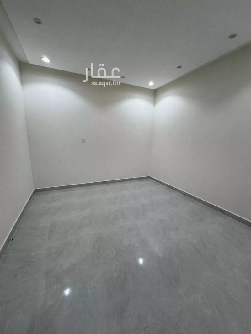 شقة 2 غرف في الرمال 5