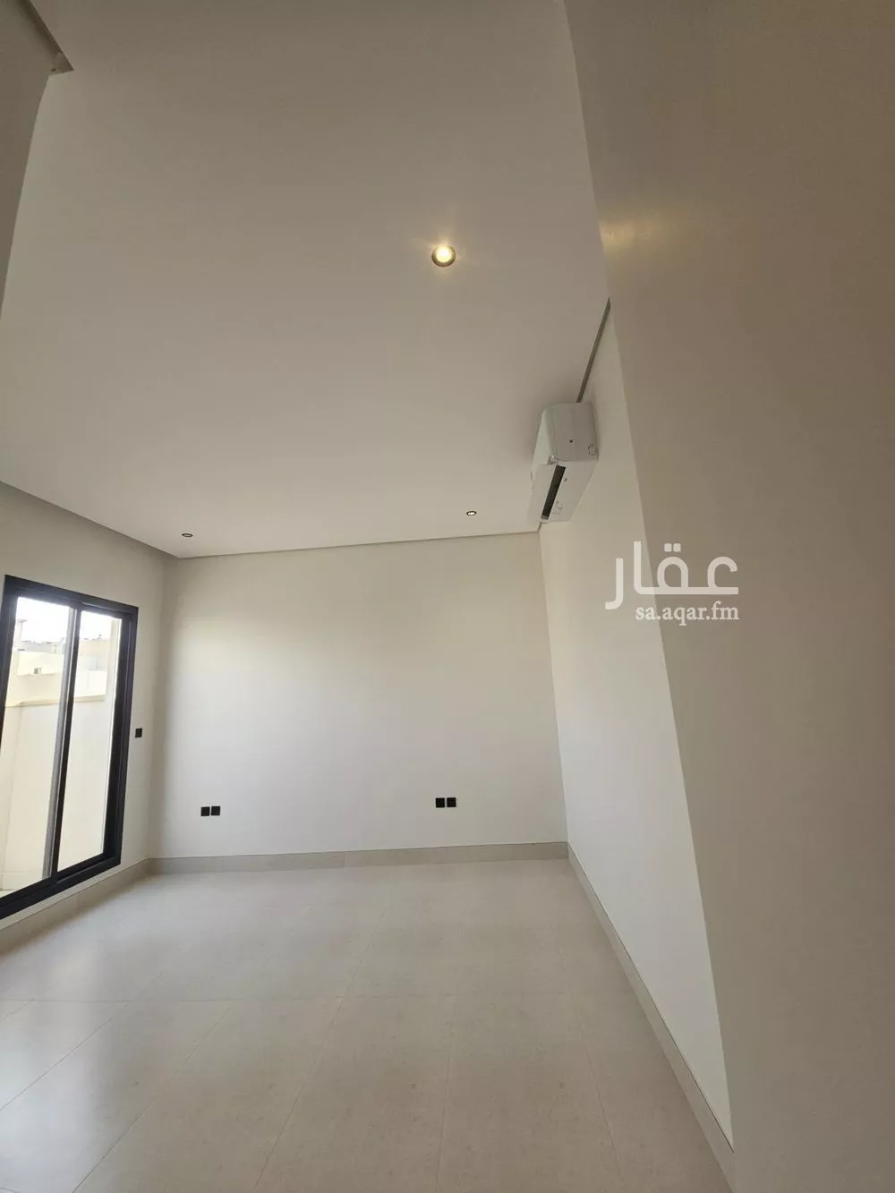 5 bedroom villa in Al Narjis 5