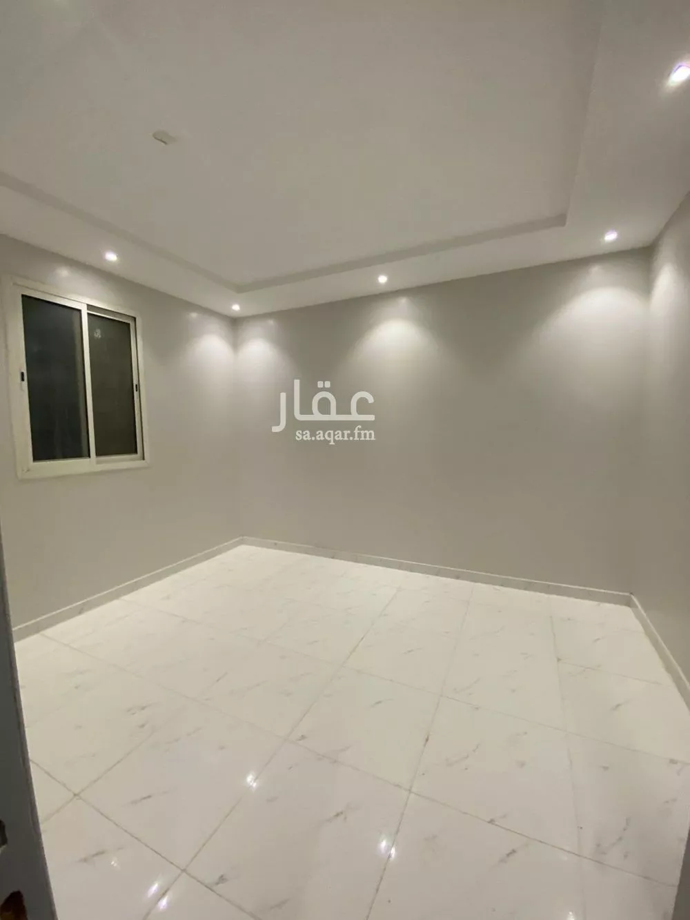 شقة 2 غرف في الرمال 3