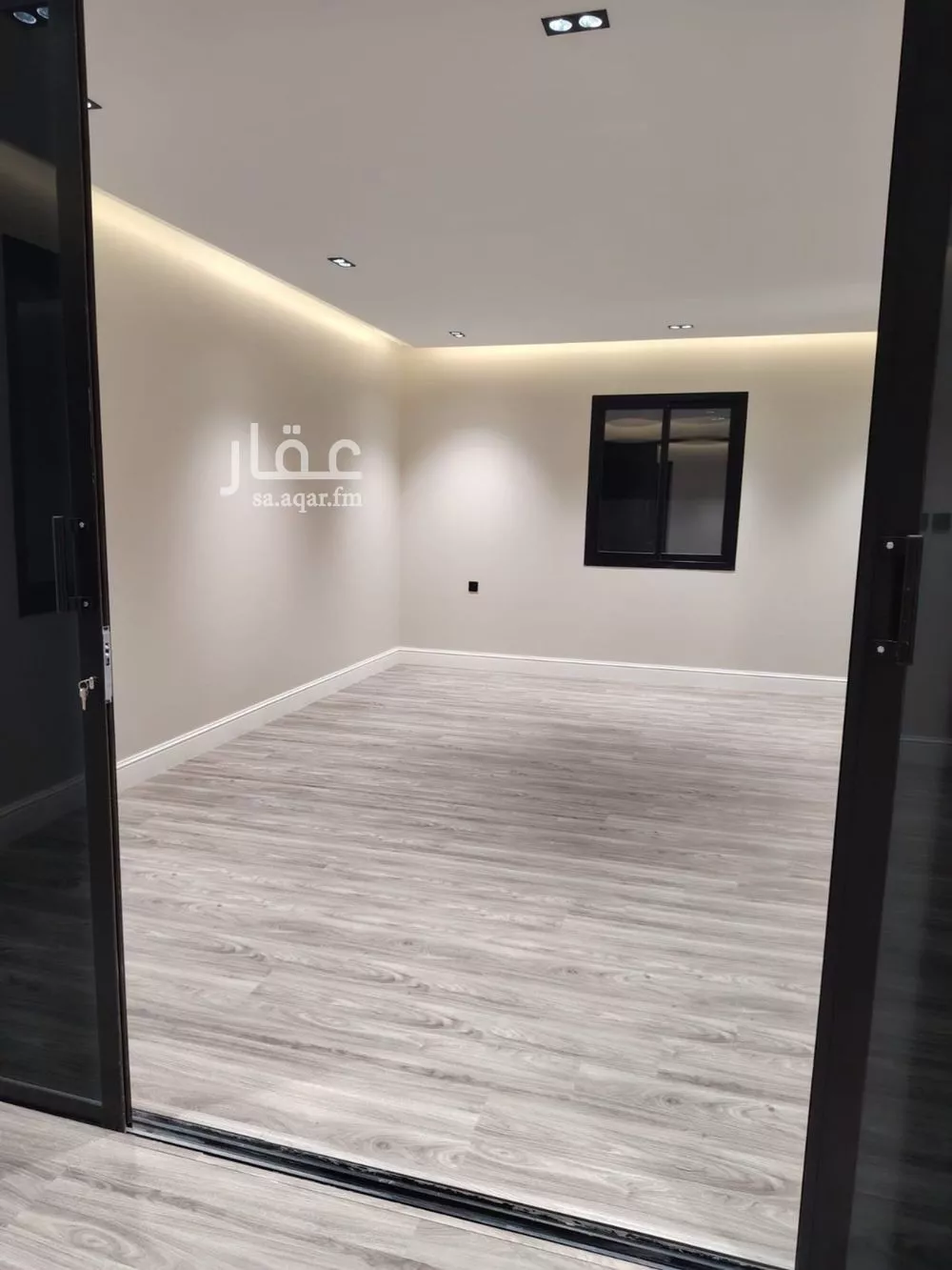 شقة 5 غرف في القادسية 1