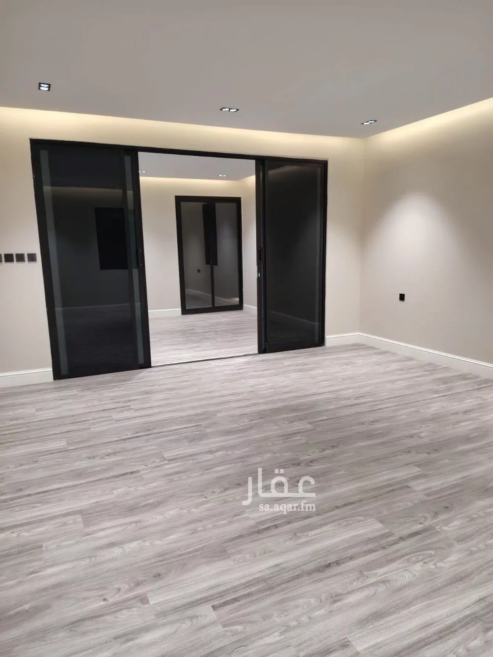 شقة 5 غرف في القادسية 2