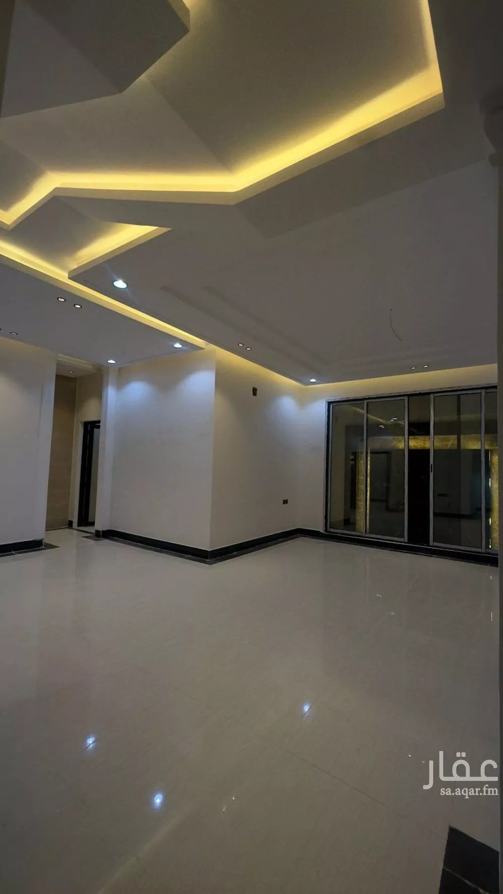 فيلا 5 غرف في الرمال 4