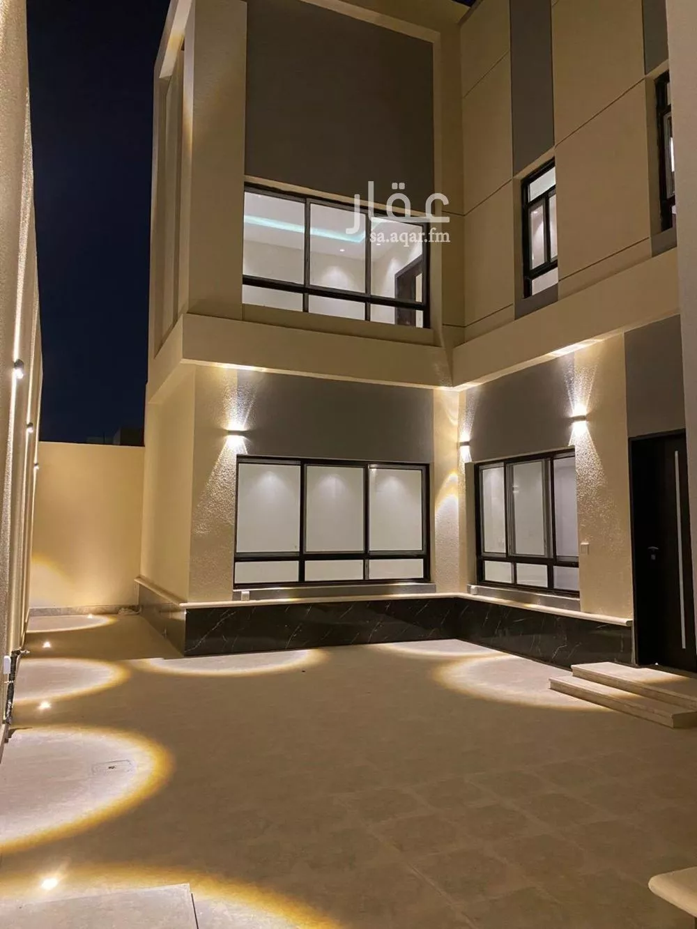 4 bedroom villa in Al Janadriyah 1