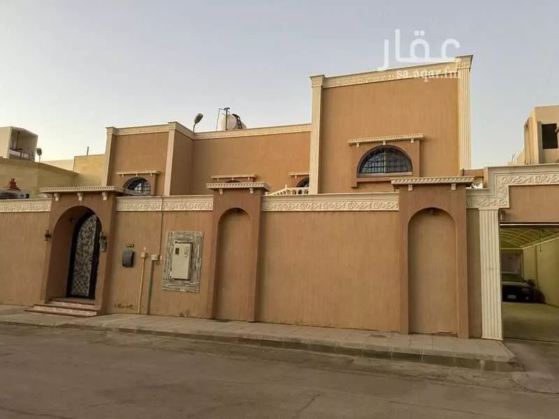 فيلا 10 غرف في الخليج 1