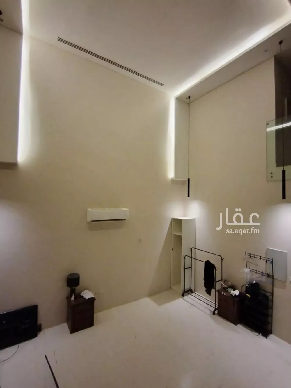 فيلا 4 غرف في النرجس 5