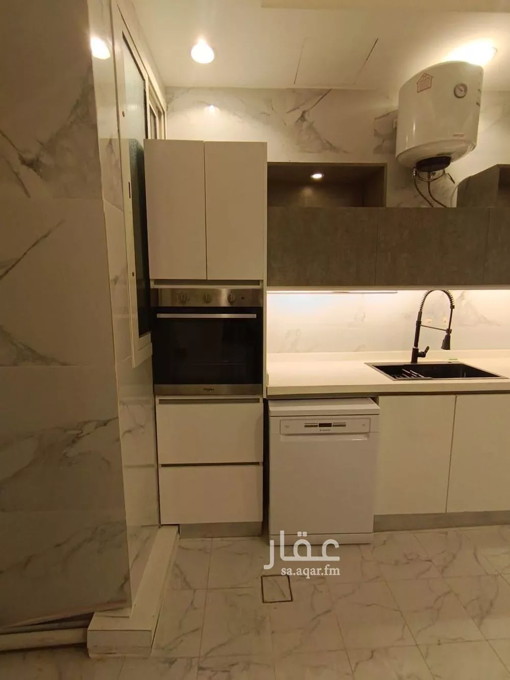 دور 4 غرف في النرجس 4