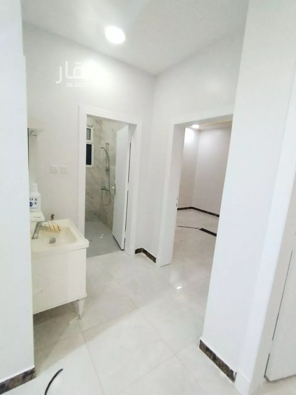 شقة 3 غرف في النرجس 4