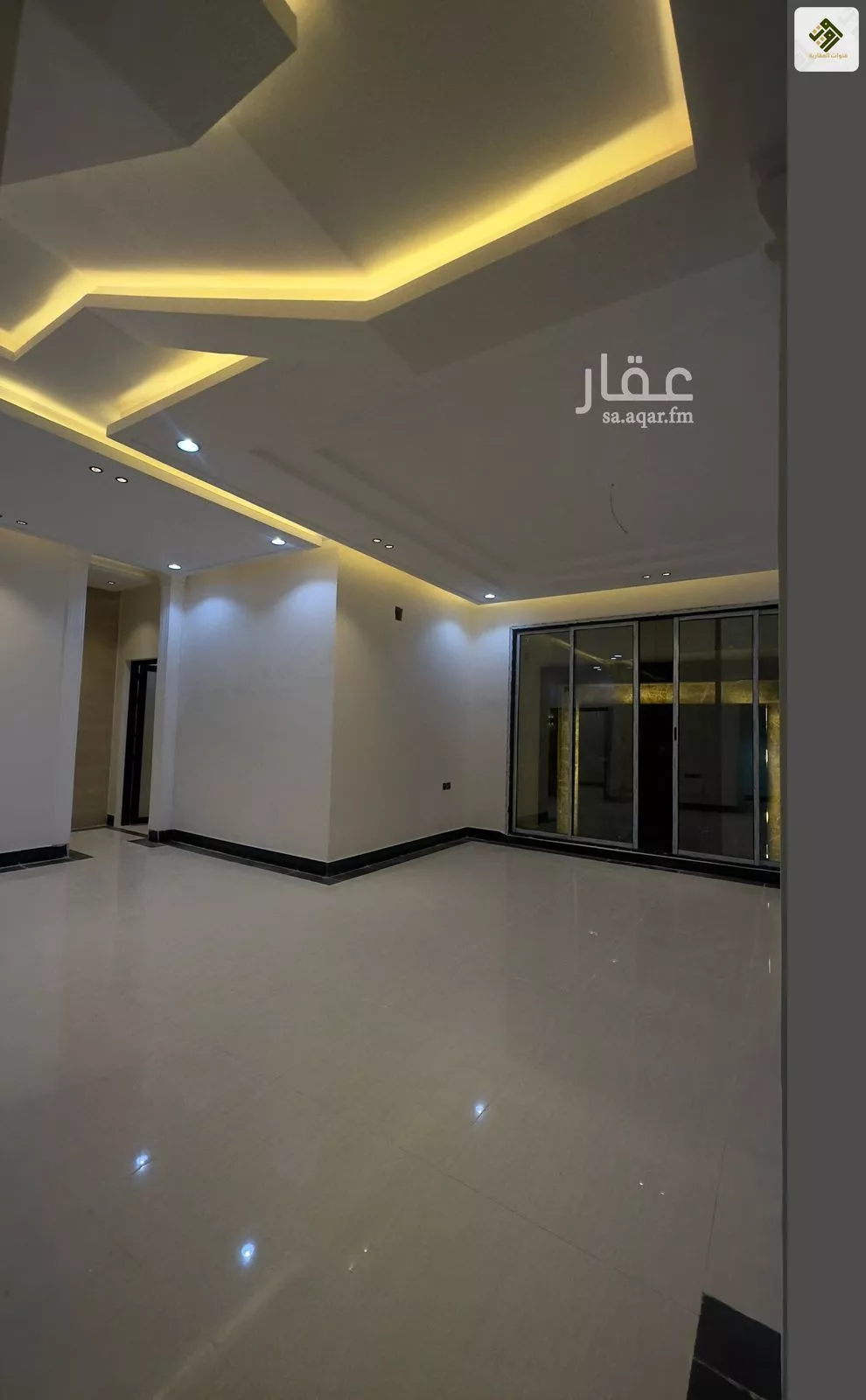 شقة 5 غرف في الرمال 3