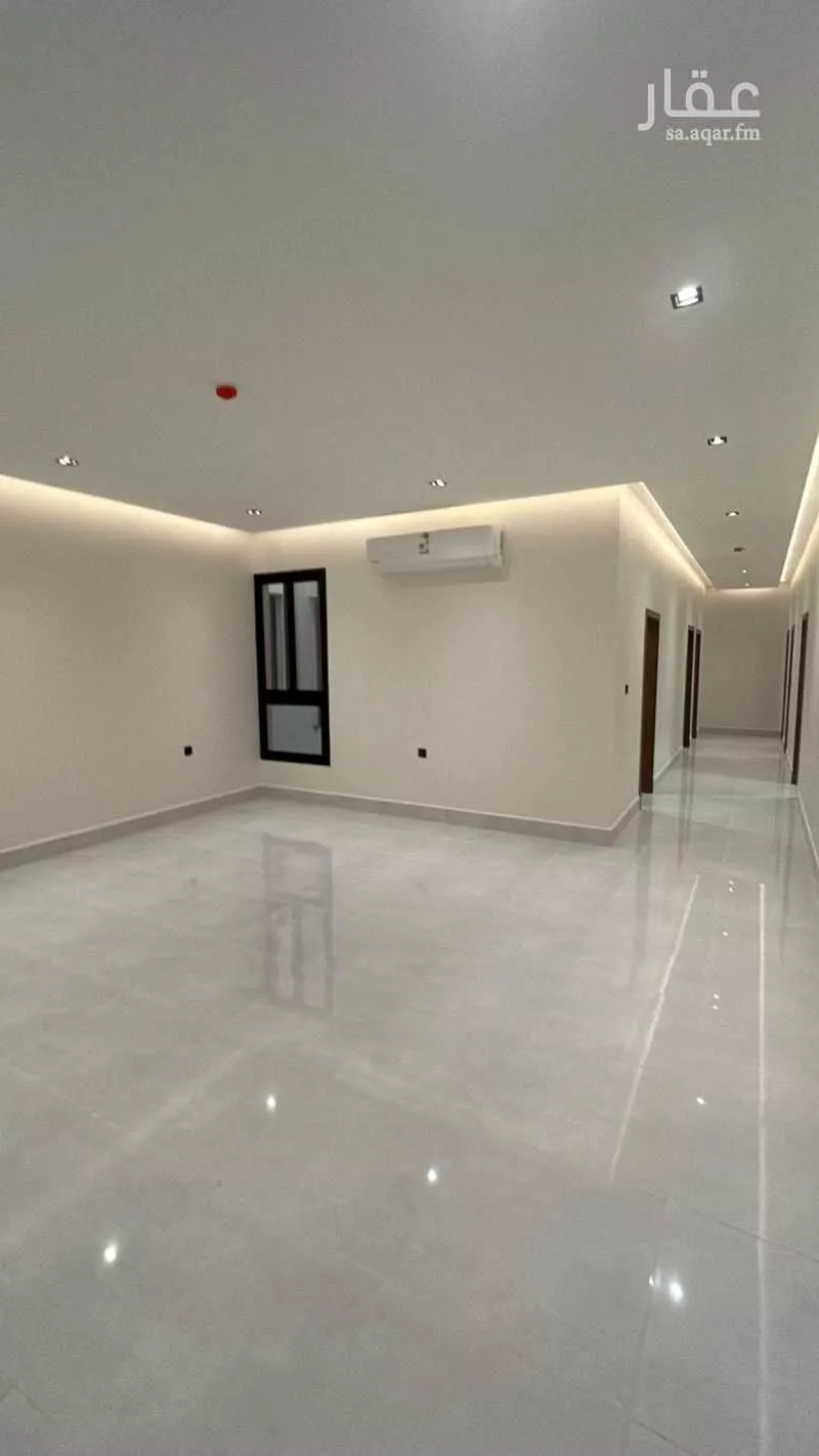 شقة 4 غرف في الحمرا 1