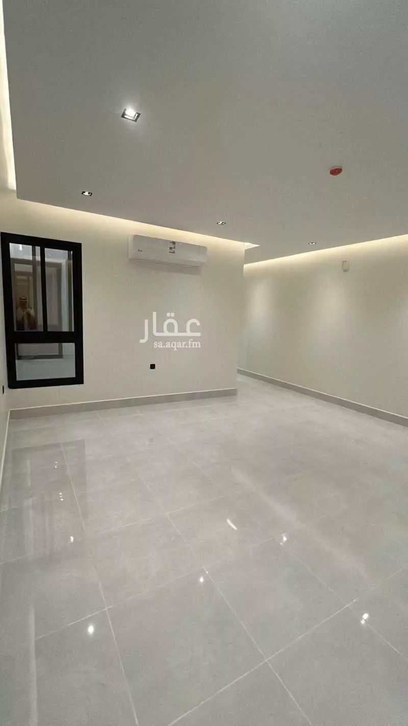 شقة 4 غرف في الحمرا 5