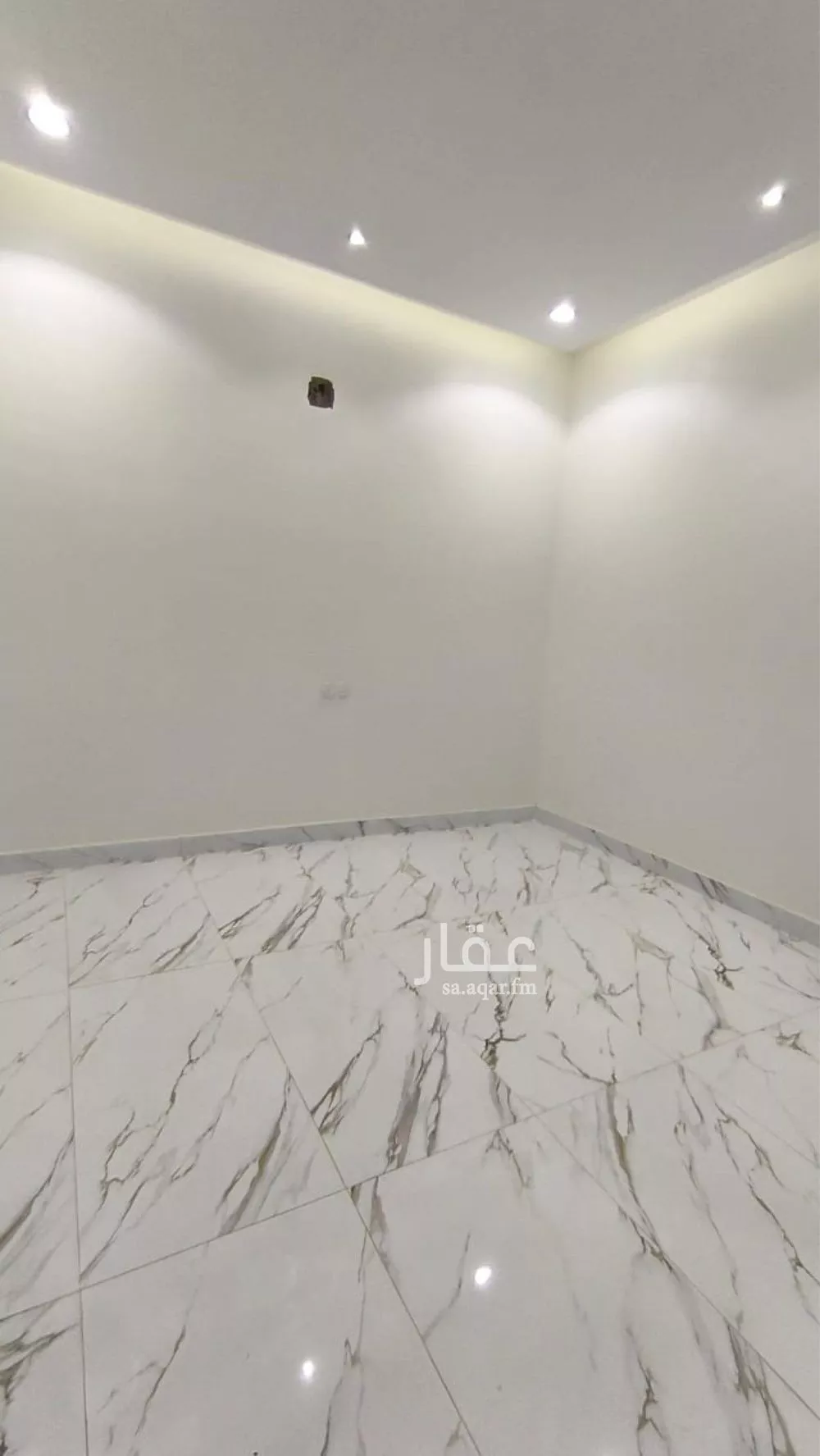6 bedroom villa in Al Uraija Al Gharbiyah 4