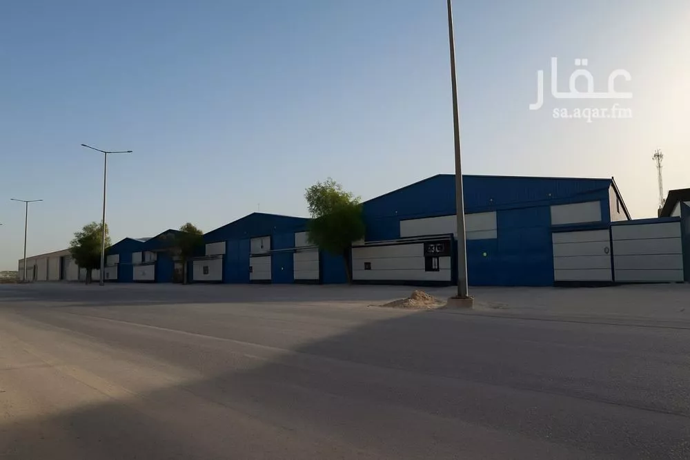 2380 sqm warehouse in Al Sulay 3