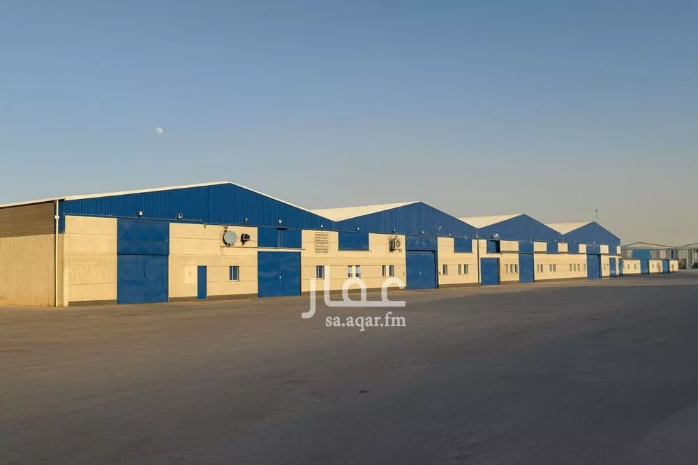2380 sqm warehouse in Al Sulay 1