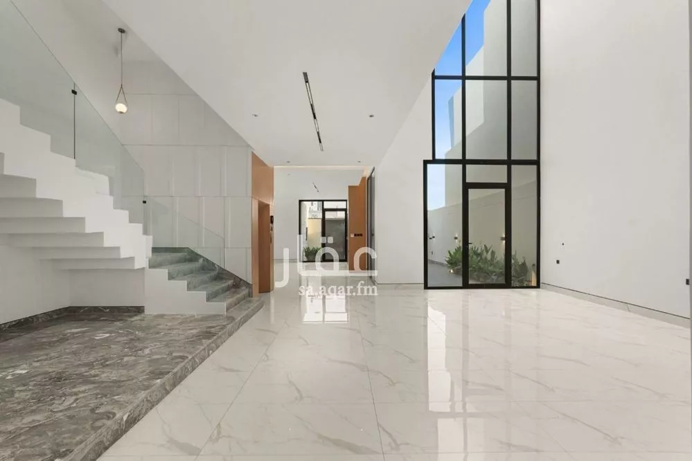 فيلا 5 غرف في النرجس 2