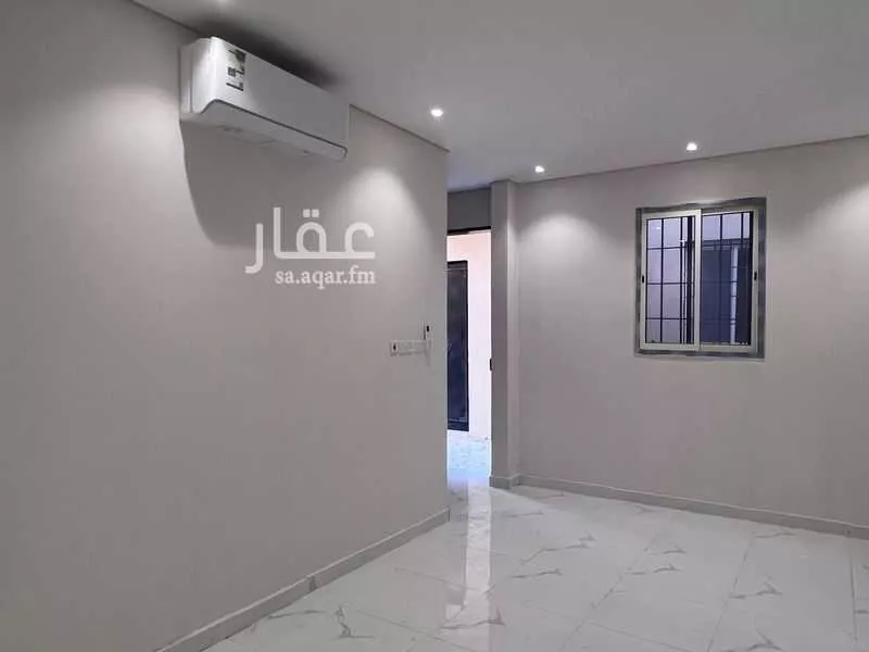 أرض 396 م² في الرمال 1