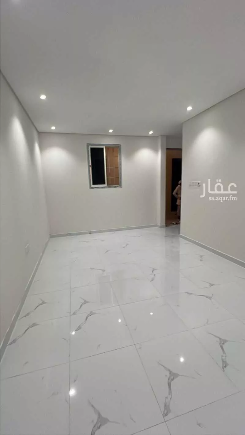 أرض 396 م² في الرمال 3